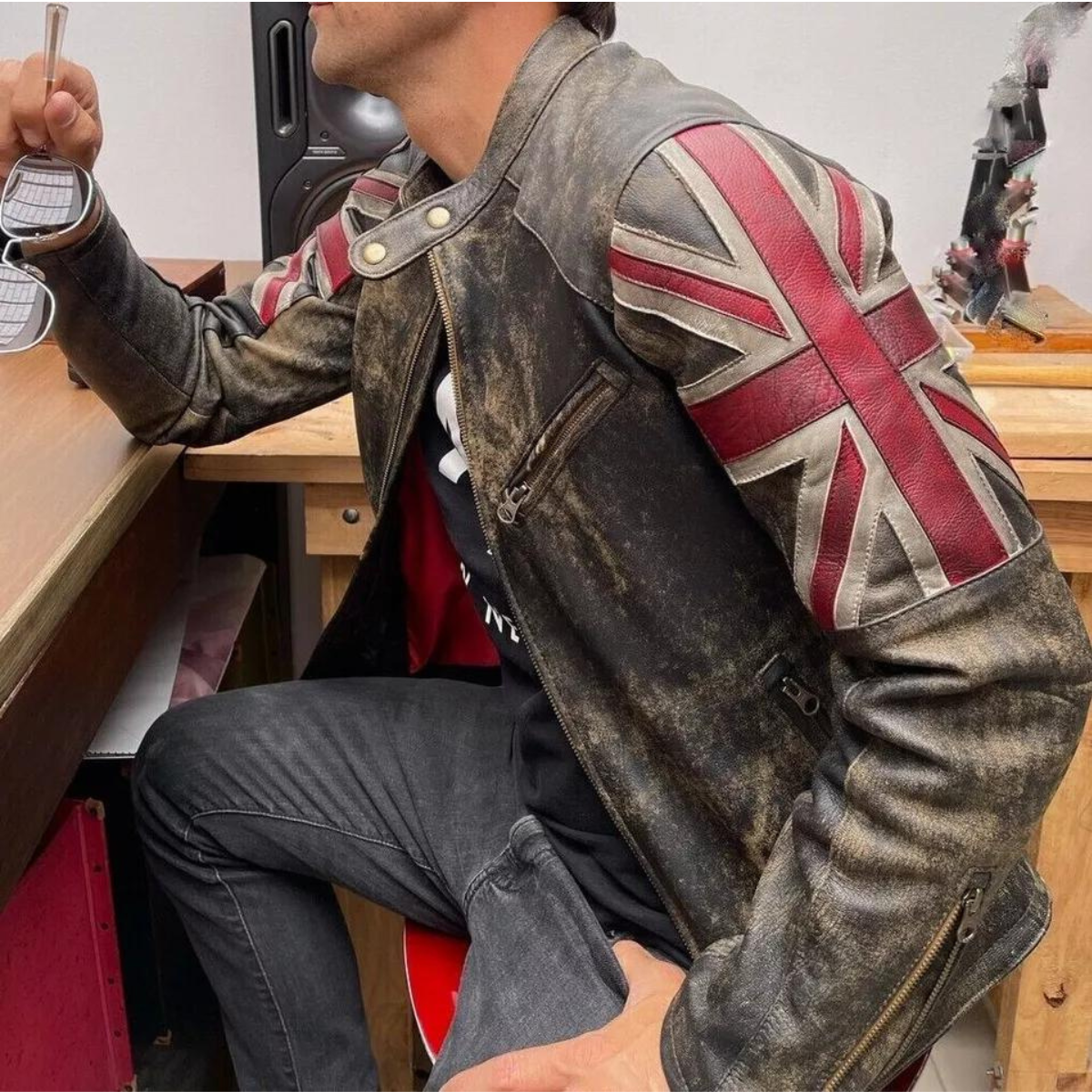 Motorcycle Vintage Racer Union Jack real Leather Distressed Jacket for Men - Image 4